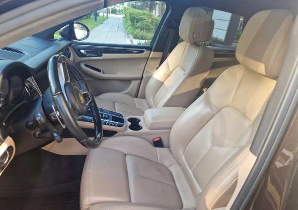Porsche Macan cena 219899 przebieg: 56720, rok produkcji 2019 z Kraków małe 407